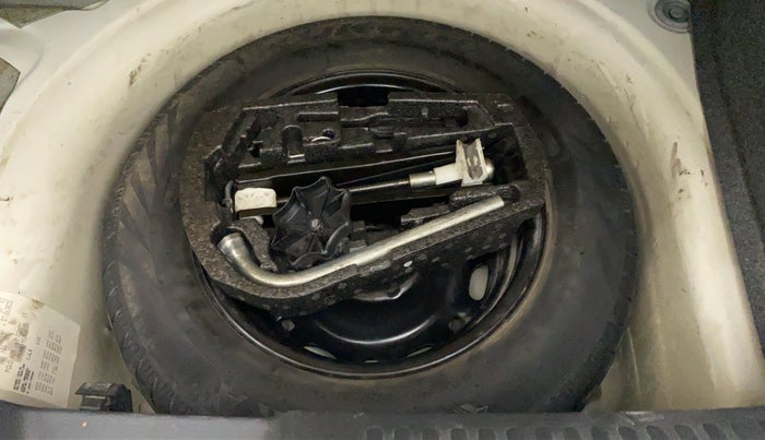 2011 Volkswagen Polo COMFORTLINE 1.2L PETROL, Petrol, Manual, 48,127 km, Spare Tyre