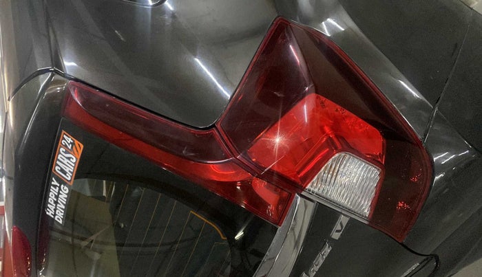 2018 Honda Jazz 1.2L I-VTEC V CVT, Petrol, Automatic, 85,110 km, Right tail light - Minor damage