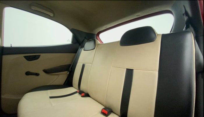 2016 Hyundai Eon ERA +, Petrol, Manual, 59,310 km, Right Side Rear Door Cabin