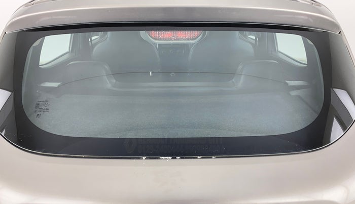 2019 Renault Kwid RXT 1.0 (O), Petrol, Manual, 37,390 km, Rear windshield - Minor spot on windshield