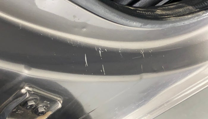 2019 Renault Kwid RXT 1.0 (O), Petrol, Manual, 37,390 km, Right B pillar - Minor scratches