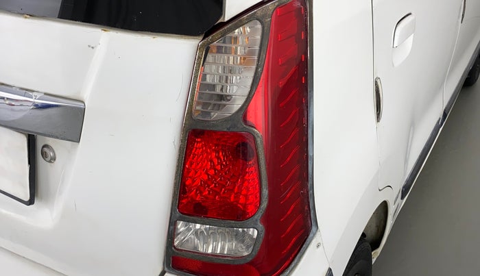 2018 Maruti Wagon R 1.0 LXI CNG, CNG, Manual, 27,939 km, Right tail light - Chrome has minor damage