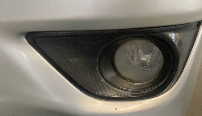 2012 Toyota Innova 2.5 VX 7 STR, Diesel, Manual, 80,838 km, Left fog light - Not working