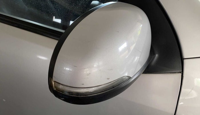 2012 Hyundai i10 SPORTZ 1.2, Petrol, Manual, 64,266 km, Right rear-view mirror - Indicator light has minor damage