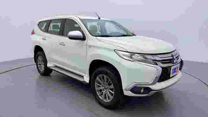 Used MITSUBISHI MONTERO SPORT 2016 GLX Automatic, 106,056 km, Petrol Car