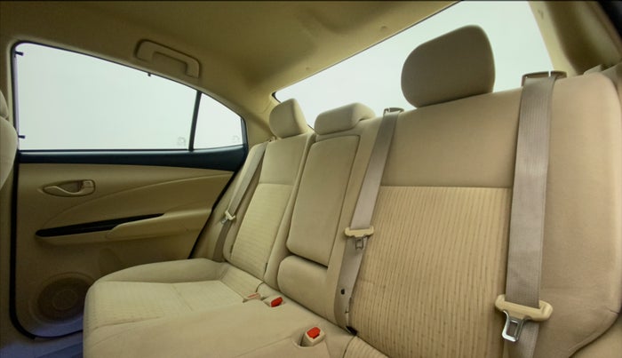 2018 Toyota YARIS J CVT, Petrol, Automatic, 53,830 km, Right Side Rear Door Cabin