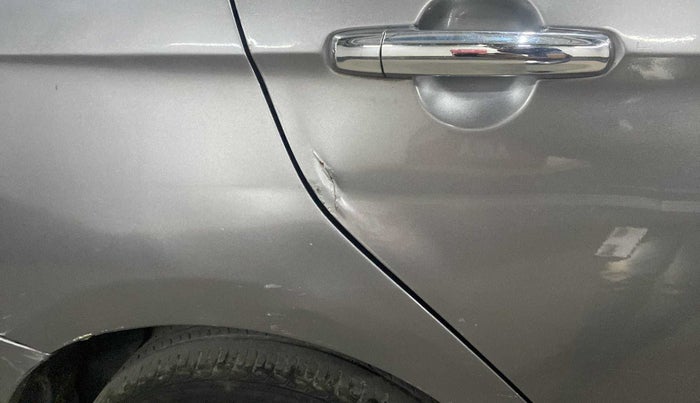 2016 Maruti Ciaz ZDI SHVS, Diesel, Manual, 64,998 km, Right rear door - Minor scratches