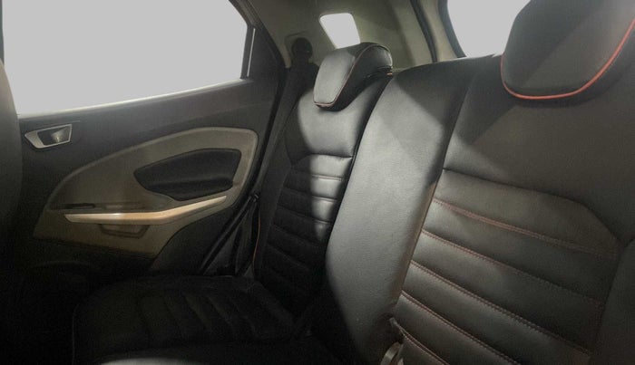 2016 Ford Ecosport TREND 1.5L DIESEL, Diesel, Manual, 99,302 km, Right Side Rear Door Cabin
