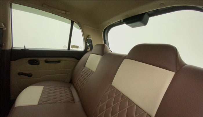 2014 Hyundai Santro Xing GL PLUS, Petrol, Manual, 57,989 km, Right Side Rear Door Cabin