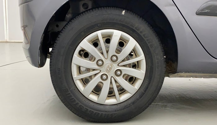 2015 Hyundai i10 SPORTZ 1.1 IRDE2, Petrol, Manual, 31,365 km, Right Rear Wheel