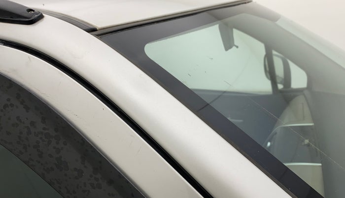 2014 Maruti Wagon R 1.0 LXI, Petrol, Manual, 78,125 km, Right A pillar - Slightly dented