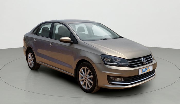 2017 Volkswagen Vento HIGHLINE PLUS 1.2 AT 16 ALLOY, Petrol, Automatic, 32,488 km, Right Front Diagonal