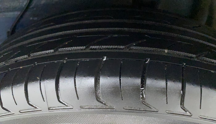 2018 Maruti Celerio VXI AMT (O), Petrol, Automatic, 72,112 km, Left Rear Tyre Tread