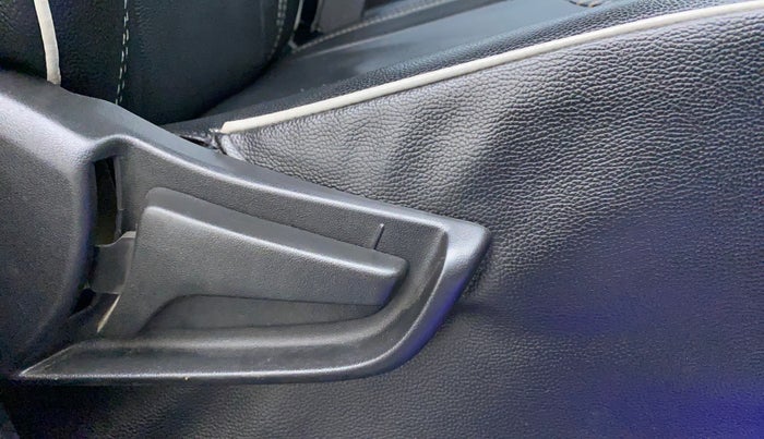 2019 Maruti S PRESSO VXI (O), Petrol, Manual, 32,376 km, Driver Side Adjustment Panel