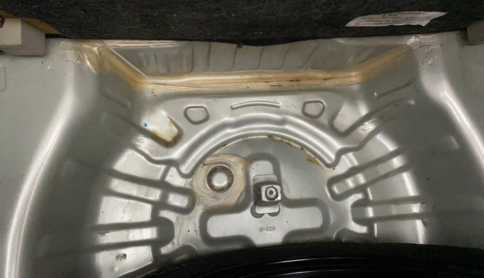 2019 Maruti S PRESSO VXI (O), Petrol, Manual, 32,376 km, Boot floor - Slight discoloration