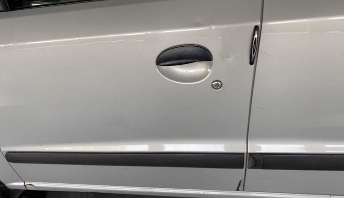 2013 Hyundai Santro Xing GL PLUS, Petrol, Manual, 51,899 km, Front passenger door - Slightly dented