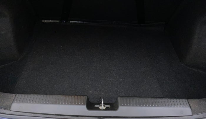 2017 Maruti Dzire ZXI PLUS AMT, Petrol, Automatic, 95,291 km, Boot Inside