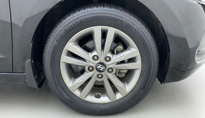 2016 Hyundai New Elantra 2.0 SX(O) AT PETROL, Petrol, Automatic, 34,893 km, Right Front Wheel