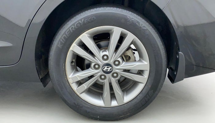 2016 Hyundai New Elantra 2.0 SX(O) AT PETROL, Petrol, Automatic, 34,893 km, Left Rear Wheel