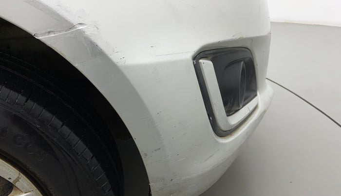 2014 Maruti Swift VXI, Petrol, Manual, 1,01,955 km, Front bumper - Minor scratches