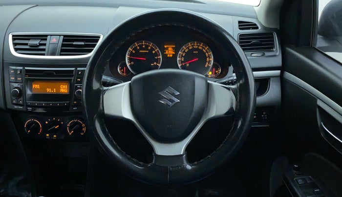 2014 Maruti Swift VXI, Petrol, Manual, 1,01,955 km, Steering Wheel Close Up