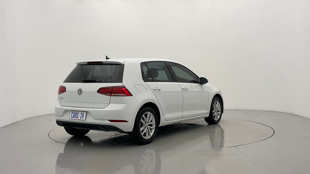 Right Back Diagonal (45- Degree) View