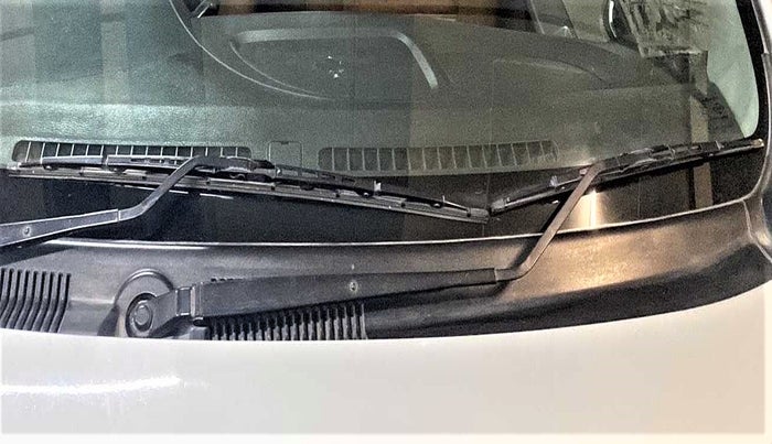 2016 Maruti Alto K10 VXI, Petrol, Manual, 39,242 km, Front windshield - Wiper nozzle not functional