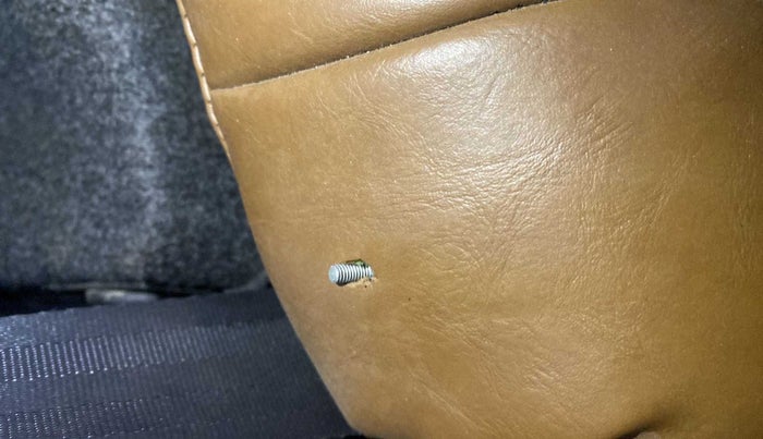 2016 Maruti Alto K10 VXI, Petrol, Manual, 39,242 km, Second-row right seat - Seat adjuster lever broken but working