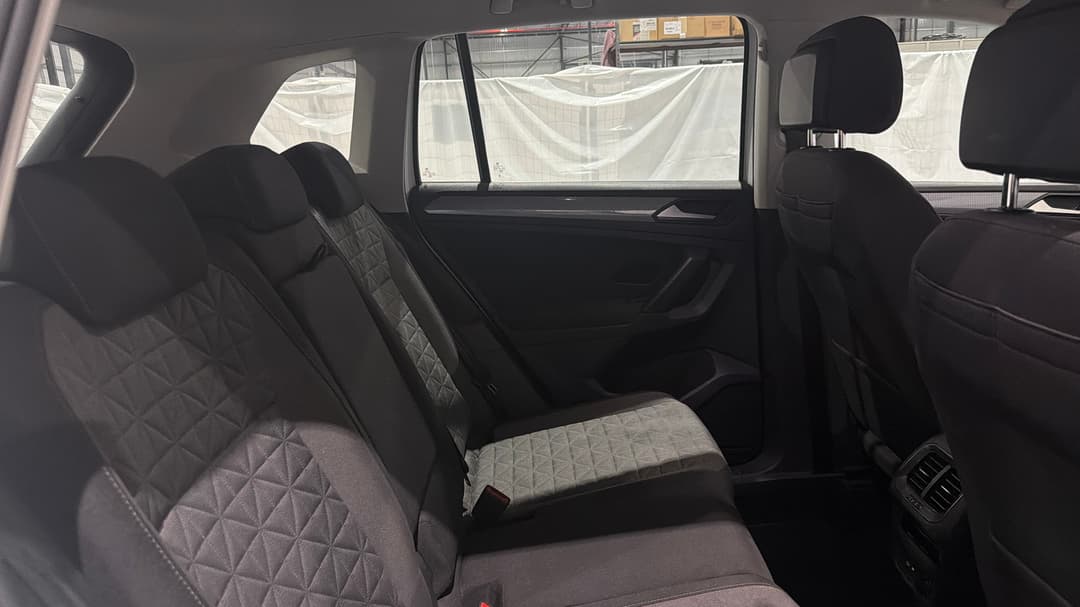 2022 Volkswagen Tiguan 110tsi Life, Automatic, 90395 km, Right Side Rear Door Cabin View