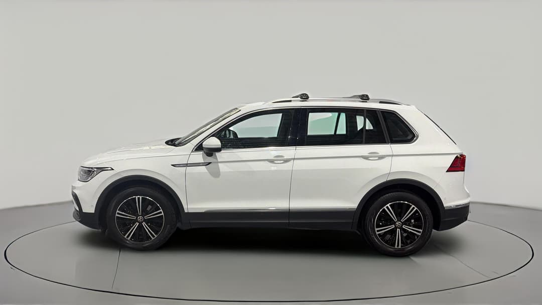 2022 Volkswagen Tiguan 110tsi Life, Automatic, 90395 km, Left Side View