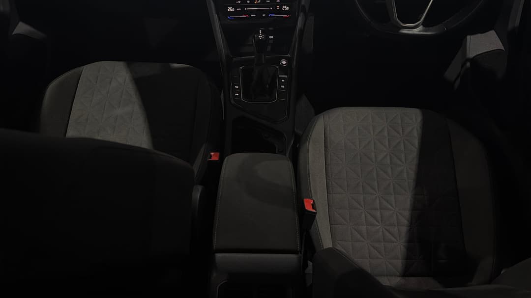 2022 Volkswagen Tiguan 110tsi Life, Automatic, 90395 km, Center Console