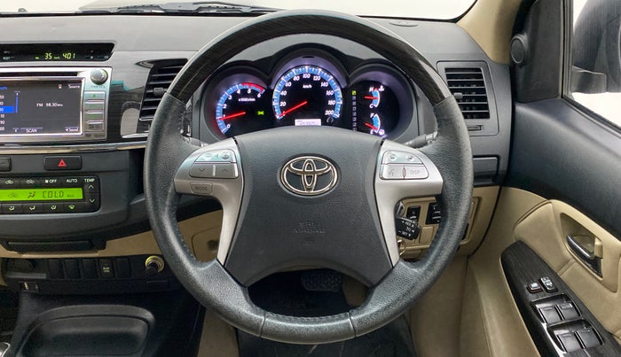 2015 Toyota Fortuner 3.0 AT 4X2, Diesel, Automatic, 45,463 km, Steering Wheel Close Up