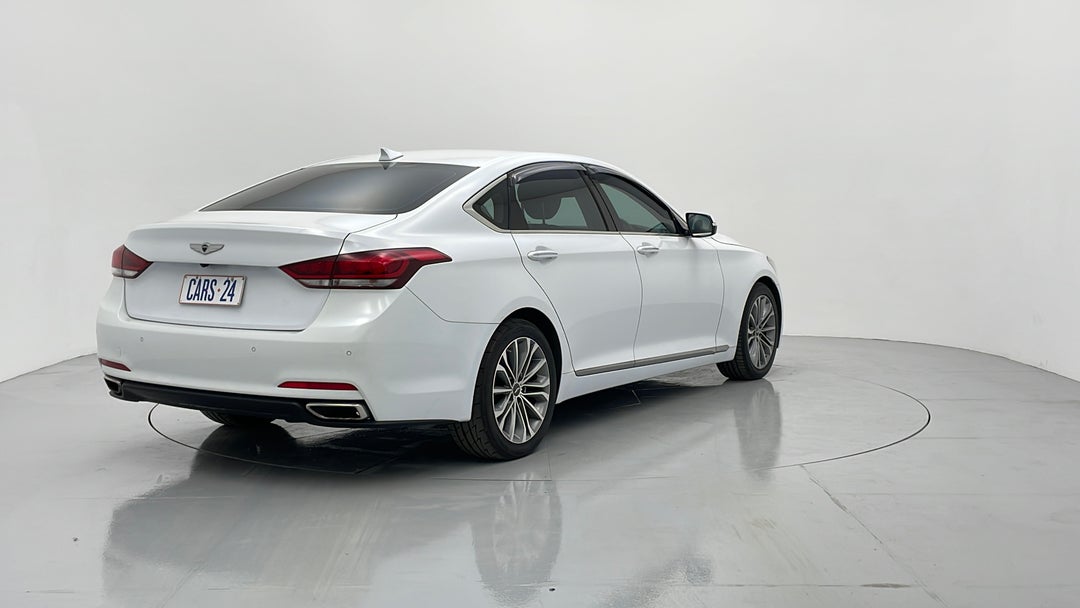 Right Back Diagonal (45- Degree) View