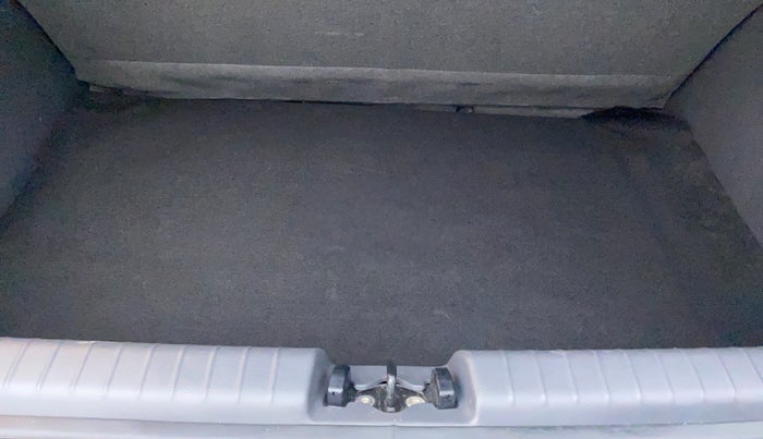 2022 Hyundai GRAND I10 NIOS ASTA AMT 1.2 KAPPA VTVT, Petrol, Automatic, 11,403 km, Boot Inside