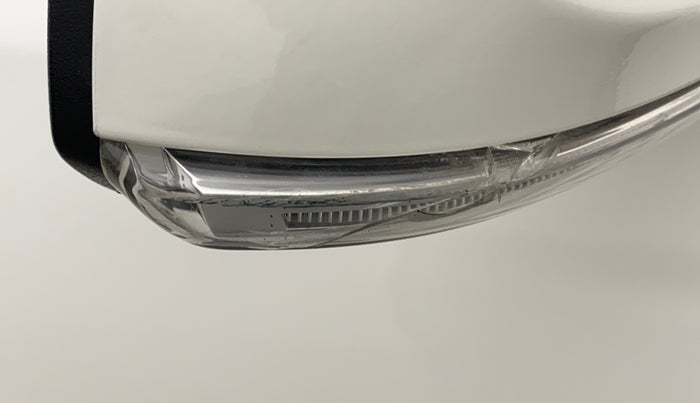 2022 Hyundai GRAND I10 NIOS ASTA AMT 1.2 KAPPA VTVT, Petrol, Automatic, 11,403 km, Right rear-view mirror - Indicator light has minor damage