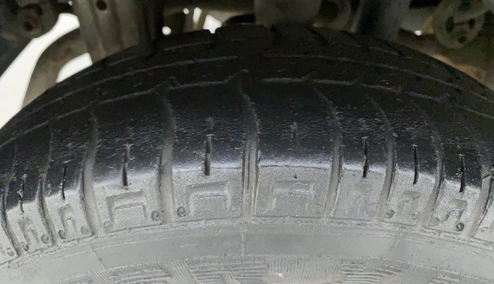 2017 Maruti Alto 800 LXI, Petrol, Manual, 50,948 km, Right Rear Tyre Tread