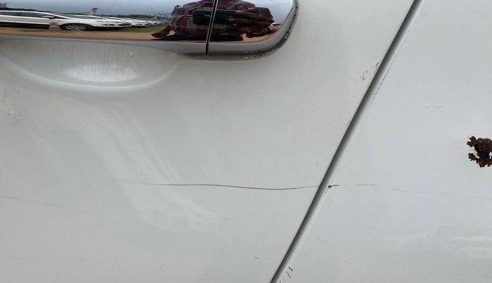 2016 Hyundai Creta SX PLUS AT 1.6 PETROL, Petrol, Automatic, 68,050 km, Rear left door - Minor scratches