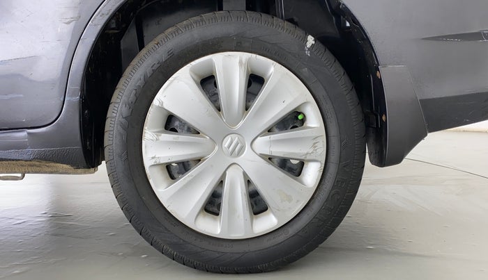 2016 Maruti Ertiga VXI ABS, Petrol, Manual, 55,492 km, Left Rear Wheel