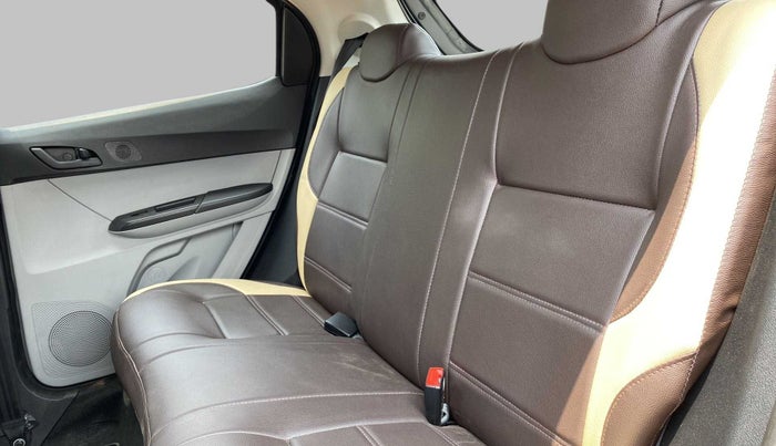 2022 Tata Tiago XM CNG, CNG, Manual, 1,410 km, Right Side Rear Door Cabin