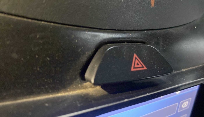 2019 Ford Figo Aspire AMBIENTE 1.5 DIESEL, Diesel, Manual, 63,578 km, Dashboard - Hazard Light minor damage