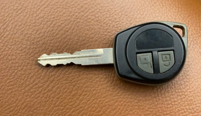 2013 Maruti Swift VDI, Diesel, Manual, 77,326 km, Lock system - Remote key not functional