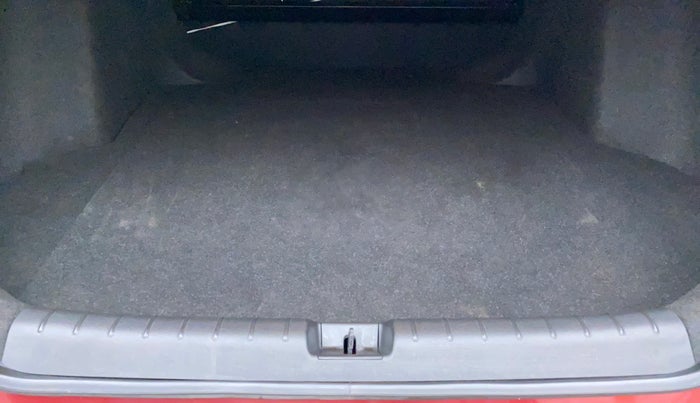 2019 Honda Civic 1.8L I-VTEC V CVT, Petrol, Automatic, 22,626 km, Boot Inside