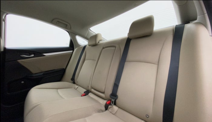 2019 Honda Civic 1.8L I-VTEC V CVT, Petrol, Automatic, 22,626 km, Right Side Rear Door Cabin