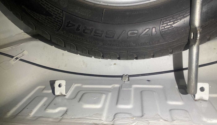 2017 Tata Tiago XZA PETROL, Petrol, Automatic, 67,599 km, Dicky (Boot door) - Jack/Tool not available