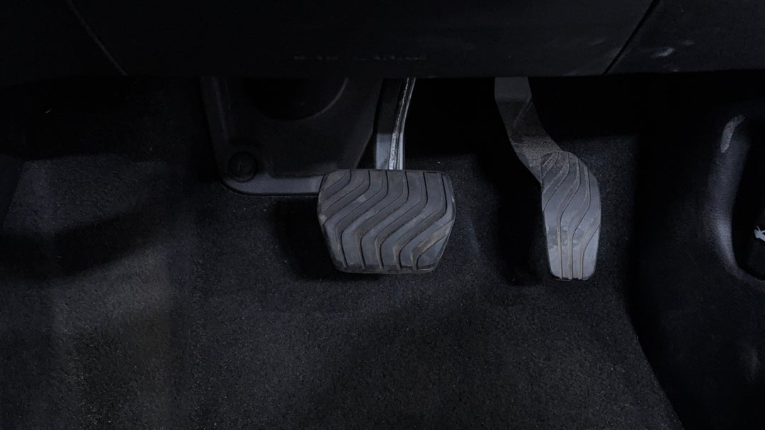 2024 Mitsubishi Outlander Es 5 Seat (2wd), Automatic, 55336 km, Pedals and Footmat