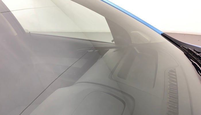 2016 Tata Tiago XE PETROL, Petrol, Manual, 45,306 km, Front windshield - Minor spot on windshield