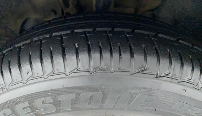 2016 Tata Tiago XE PETROL, Petrol, Manual, 45,306 km, Left Front Tyre Tread