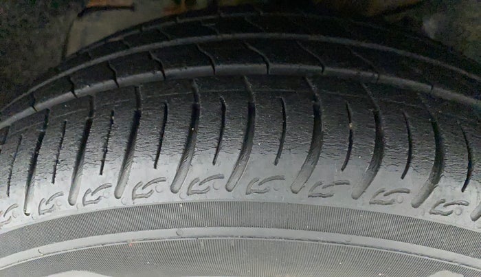 2019 Tata TIAGO NRG PETROL, Petrol, Manual, 22,150 km, Left Front Tyre Tread