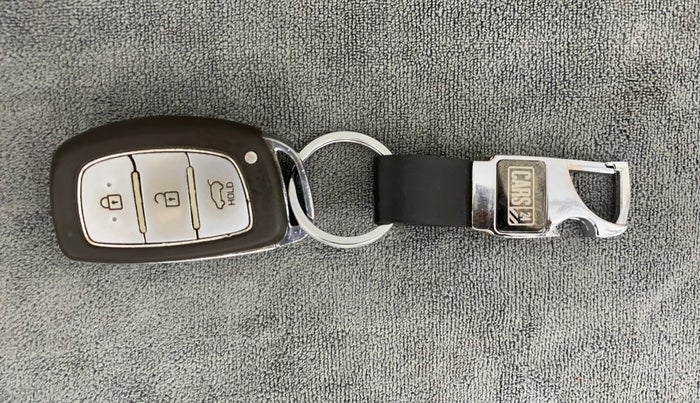 2015 Hyundai Elite i20 ASTA 1.4 CRDI (O), Diesel, Manual, 91,861 km, Key Close Up