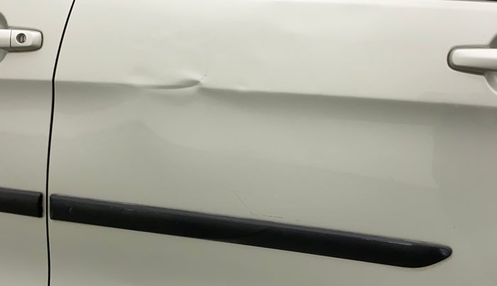 2017 Maruti Celerio VXI CNG, CNG, Manual, 48,291 km, Rear left door - Slightly dented